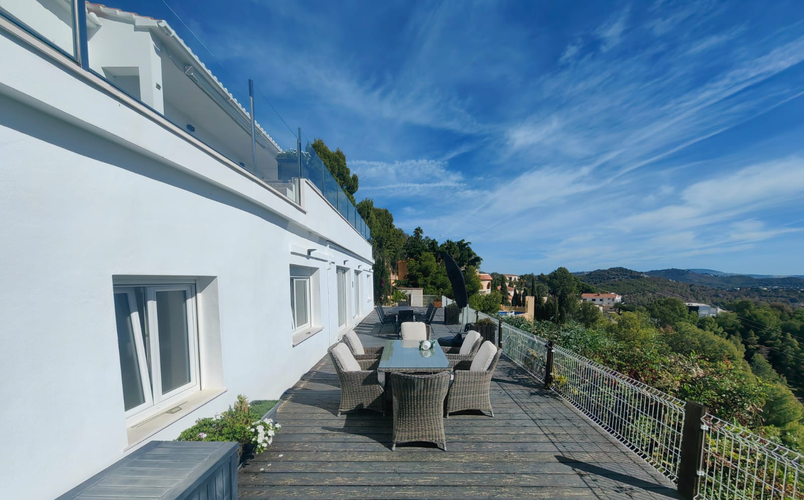 Volledig gerenoveerde luxe villa met zeezicht in Calpe, Villa Abby