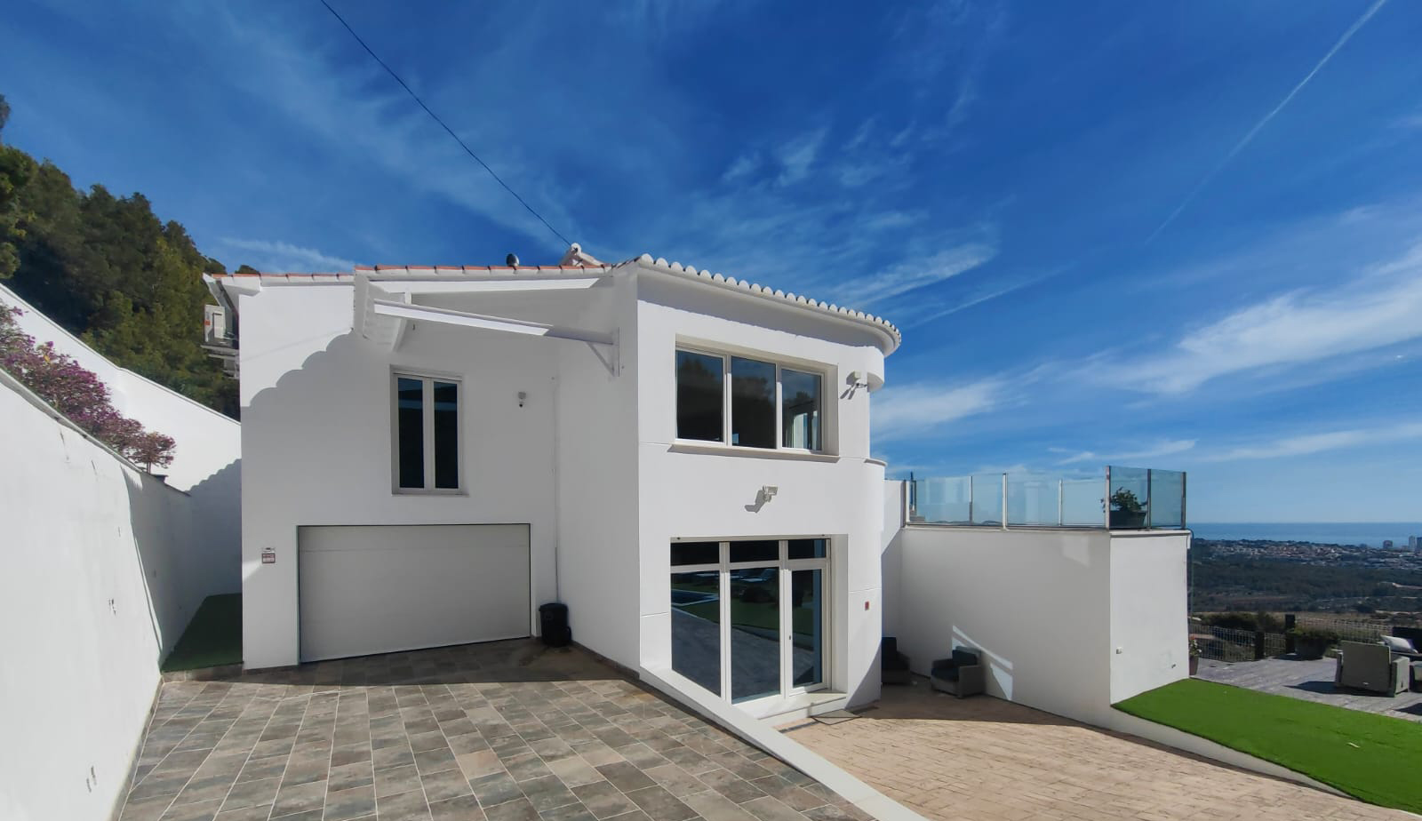 Volledig gerenoveerde luxe villa met zeezicht in Calpe, Villa Abby