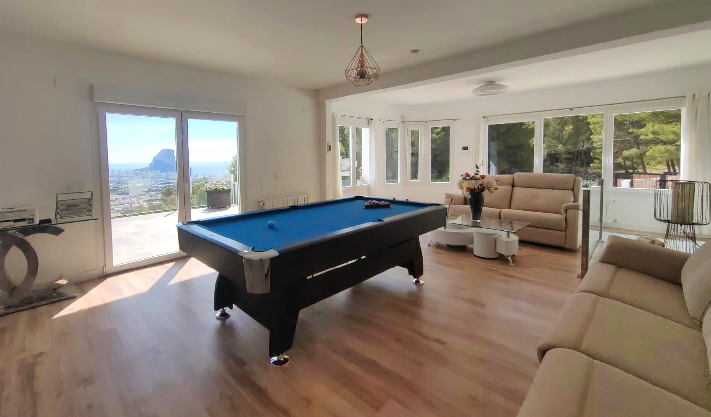 Volledig gerenoveerde luxe villa met zeezicht in Calpe, Villa Abby