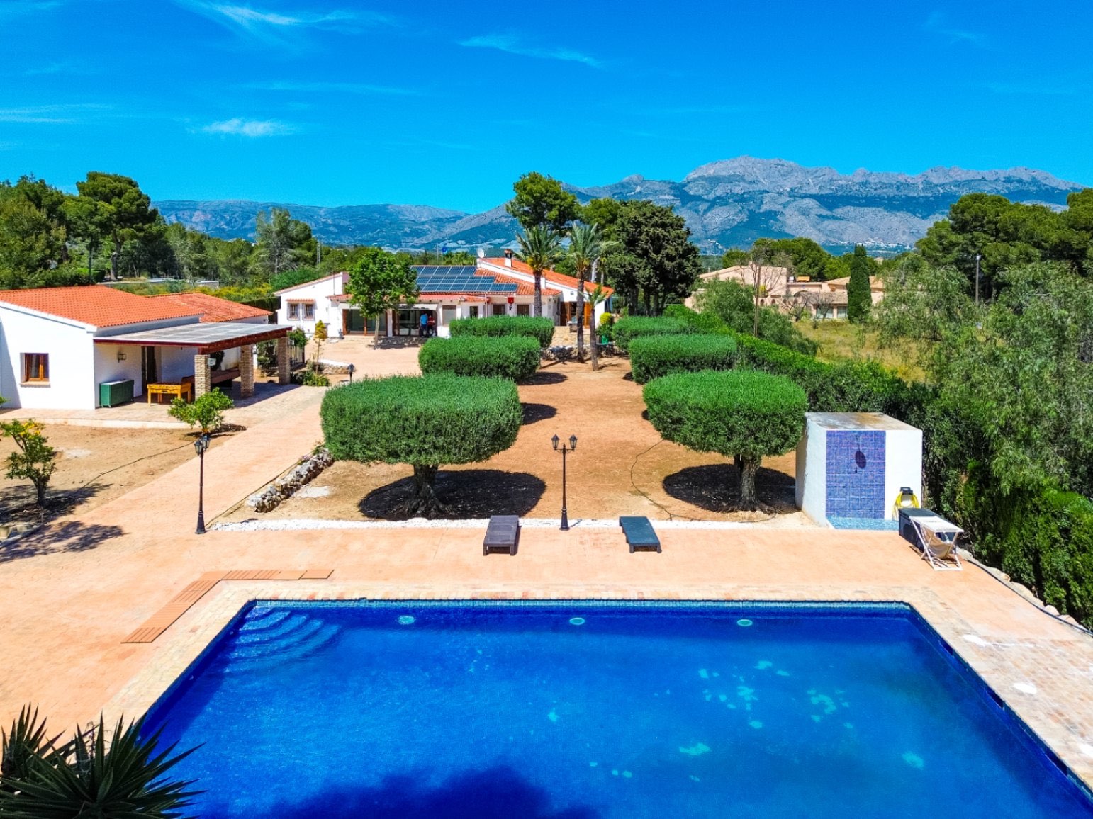 Mediterrane finca met weids uitzicht op de bergen, Finca Stacey