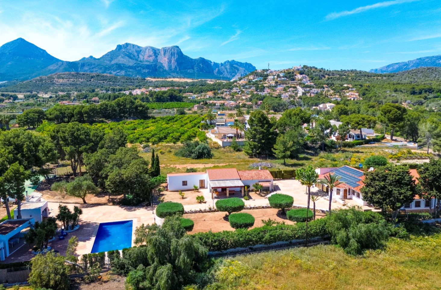 Mediterrane finca met weids uitzicht op de bergen, Finca Stacey