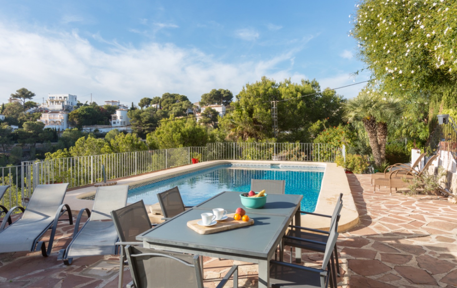 3055 - Traditional style villa with complete guest accommodation in Jávea, Villa Lilly