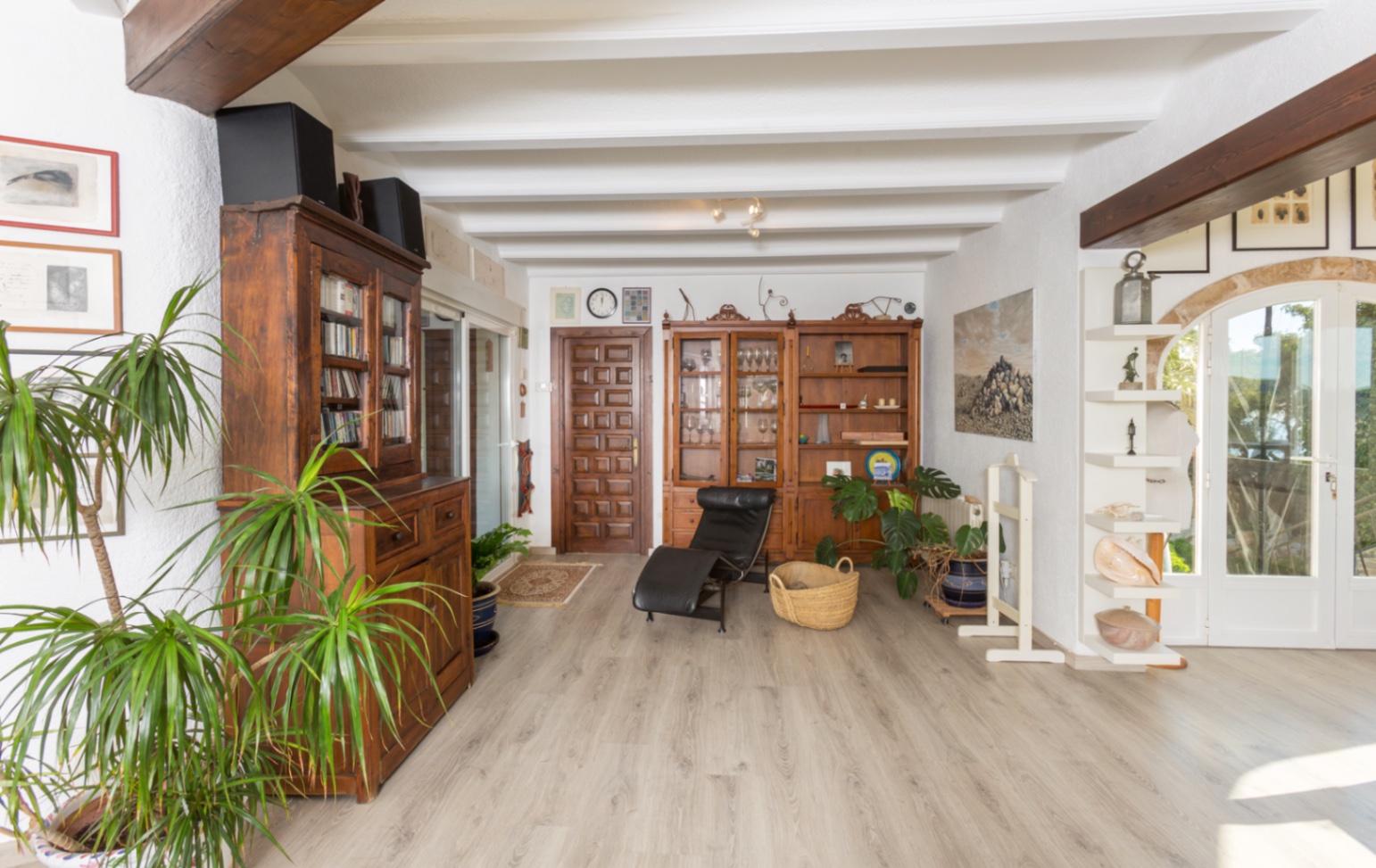 3055 - Traditional style villa with complete guest accommodation in Jávea, Villa Lilly