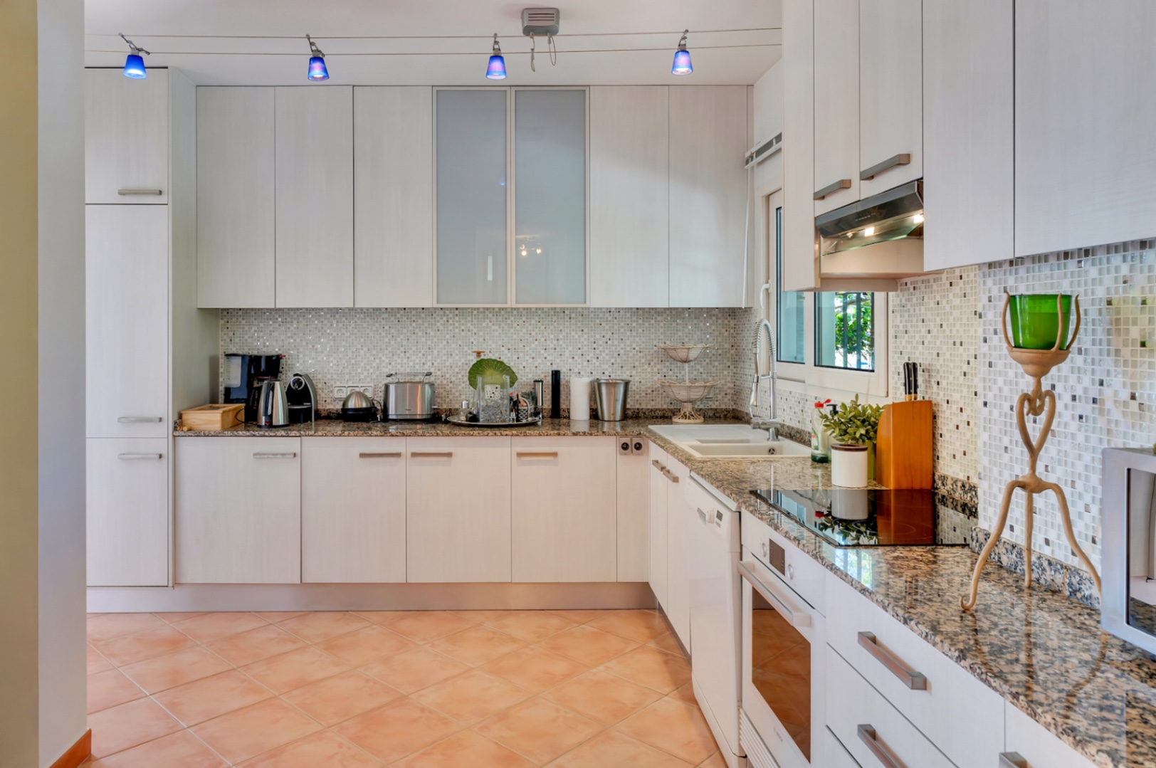 Mediterrane villa met zeezicht gastenstudio in Benissa, Villa Enola