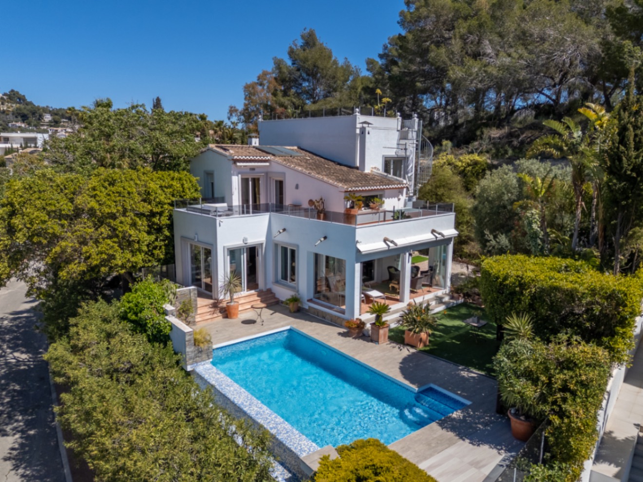 Mediterrane villa met zeezicht gastenstudio in Benissa, Villa Enola