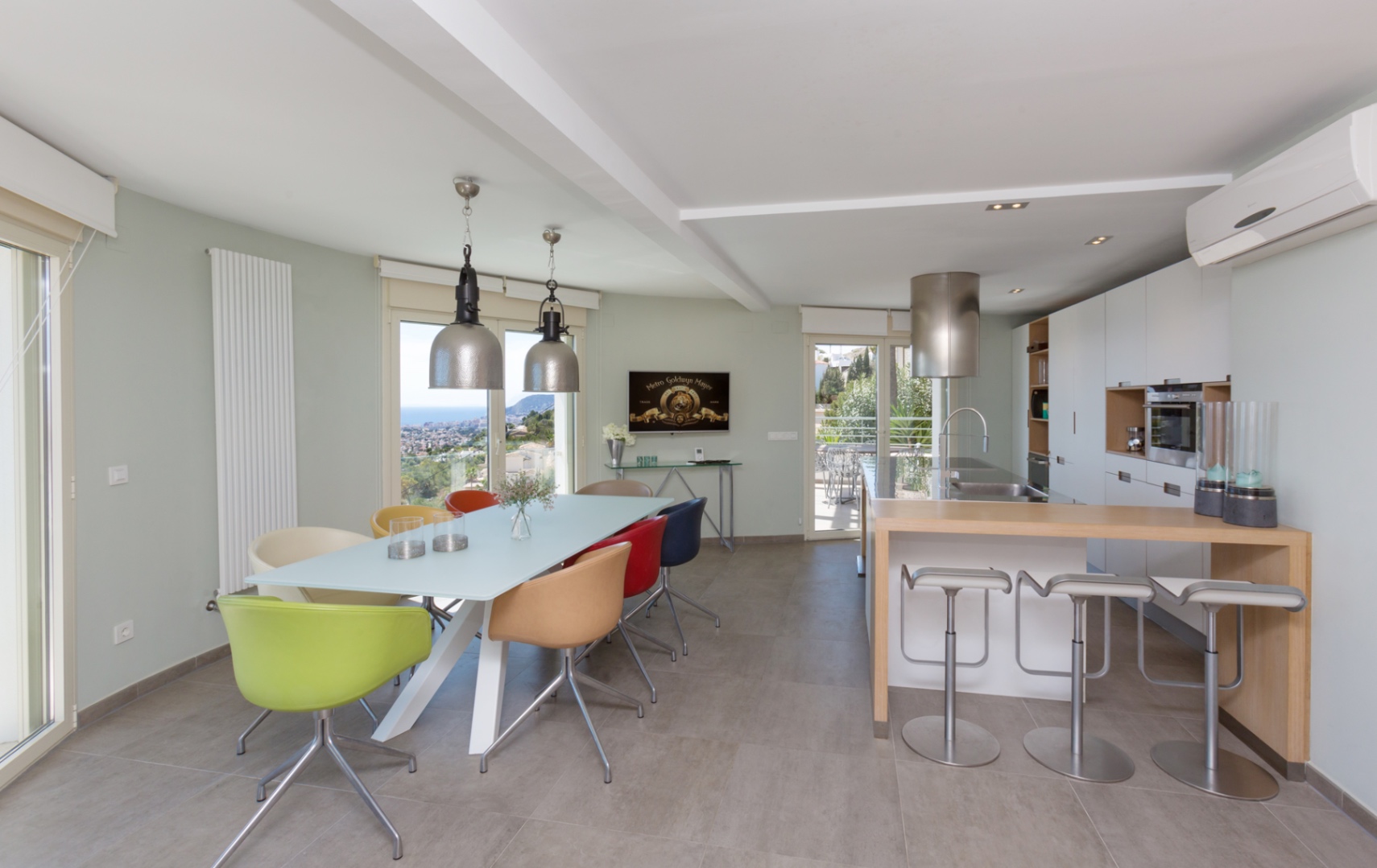 Luxe villa in traditionele stijl met panoramisch uitzicht op zee in Benissa Costa, Villa Ruth