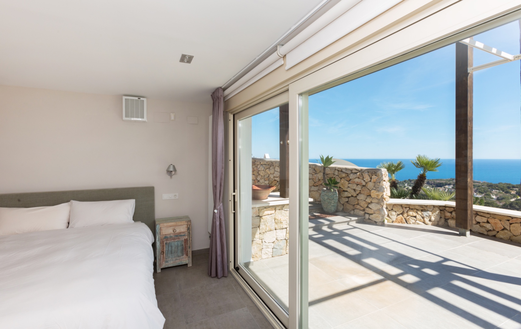 Luxe villa in traditionele stijl met panoramisch uitzicht op zee in Benissa Costa, Villa Ruth