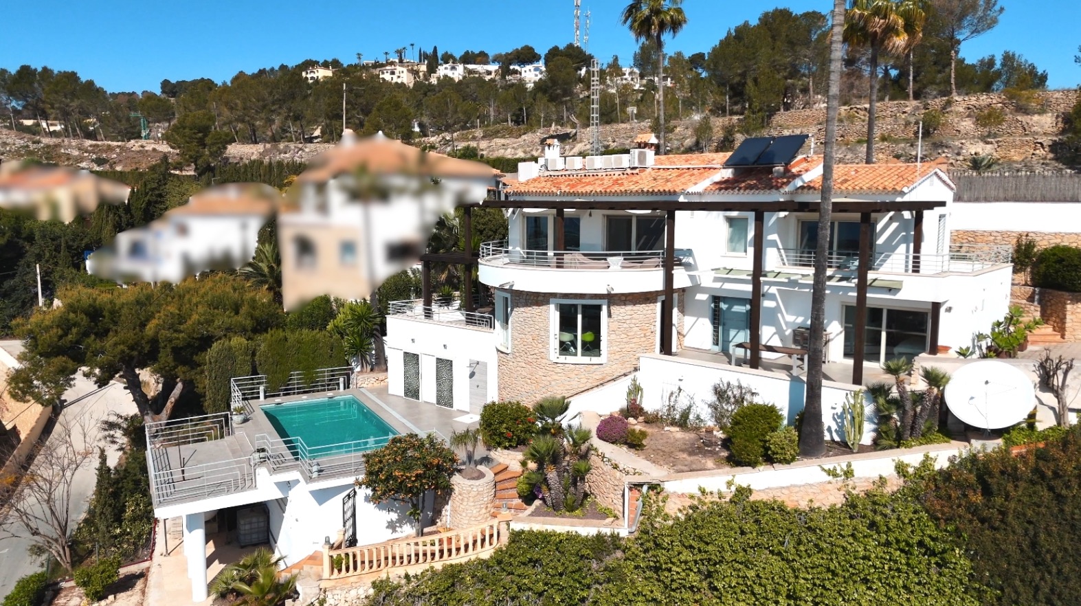 Luxe villa in traditionele stijl met panoramisch uitzicht op zee in Benissa Costa, Villa Ruth