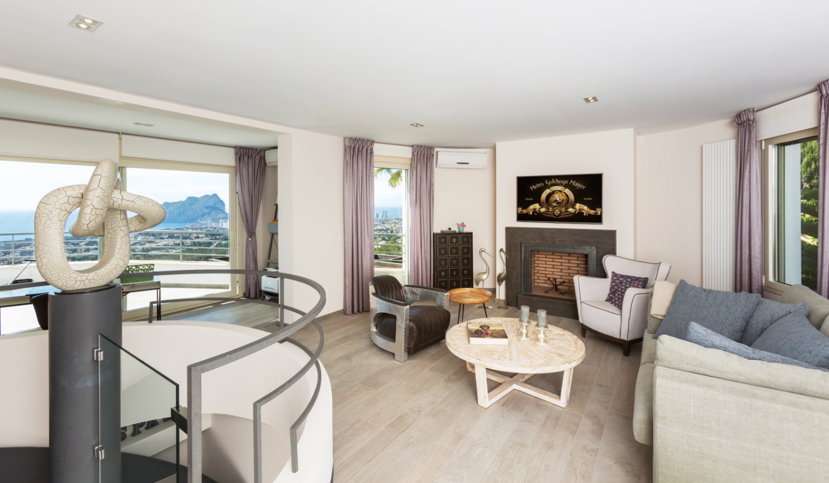 Luxe villa in traditionele stijl met panoramisch uitzicht op zee in Benissa Costa, Villa Ruth