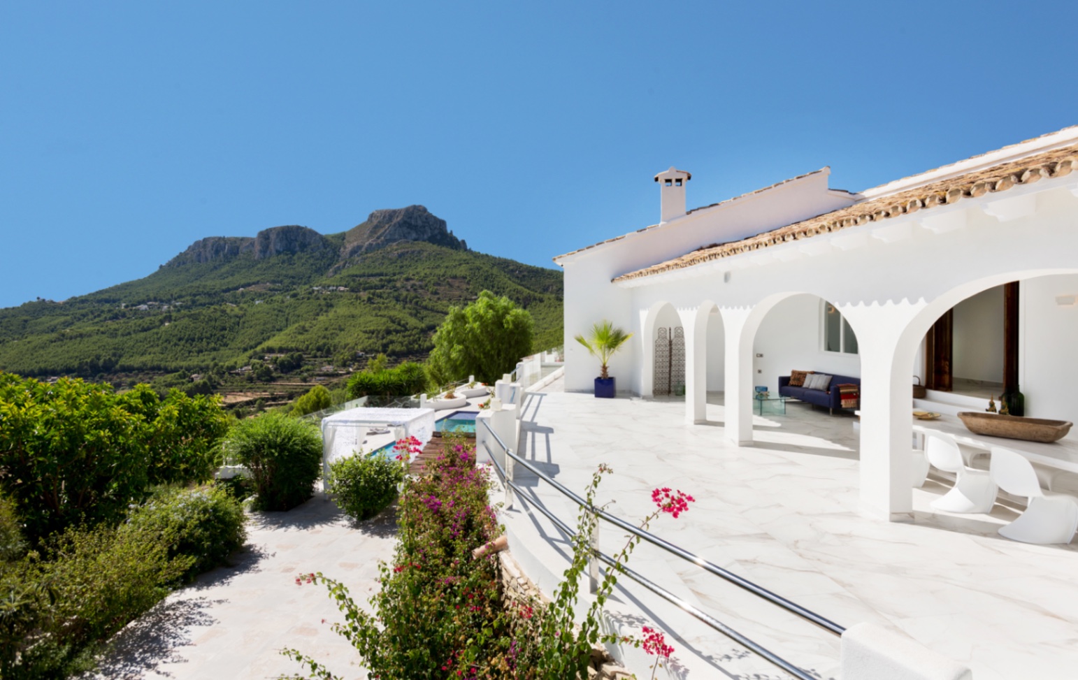 3054 - A modern finca with stunning views, Finca Ruby