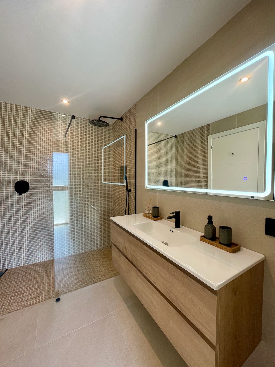 Gerenoveerd luxe duplex penthouse met privézwembad in Club Moraira, Ático Noomi
