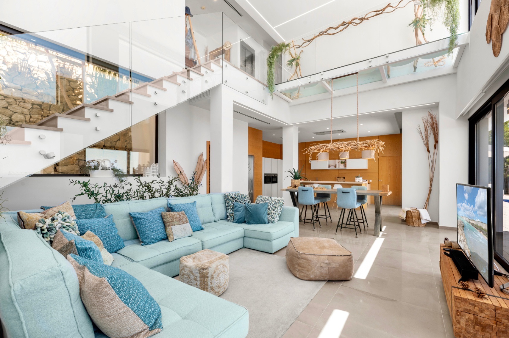 Villa op een heuveltop in Benissa met panoramisch uitzicht op zee, Villa Ionelia
