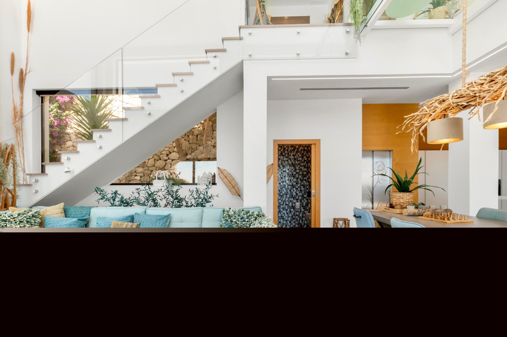 Villa op een heuveltop in Benissa met panoramisch uitzicht op zee, Villa Ionelia