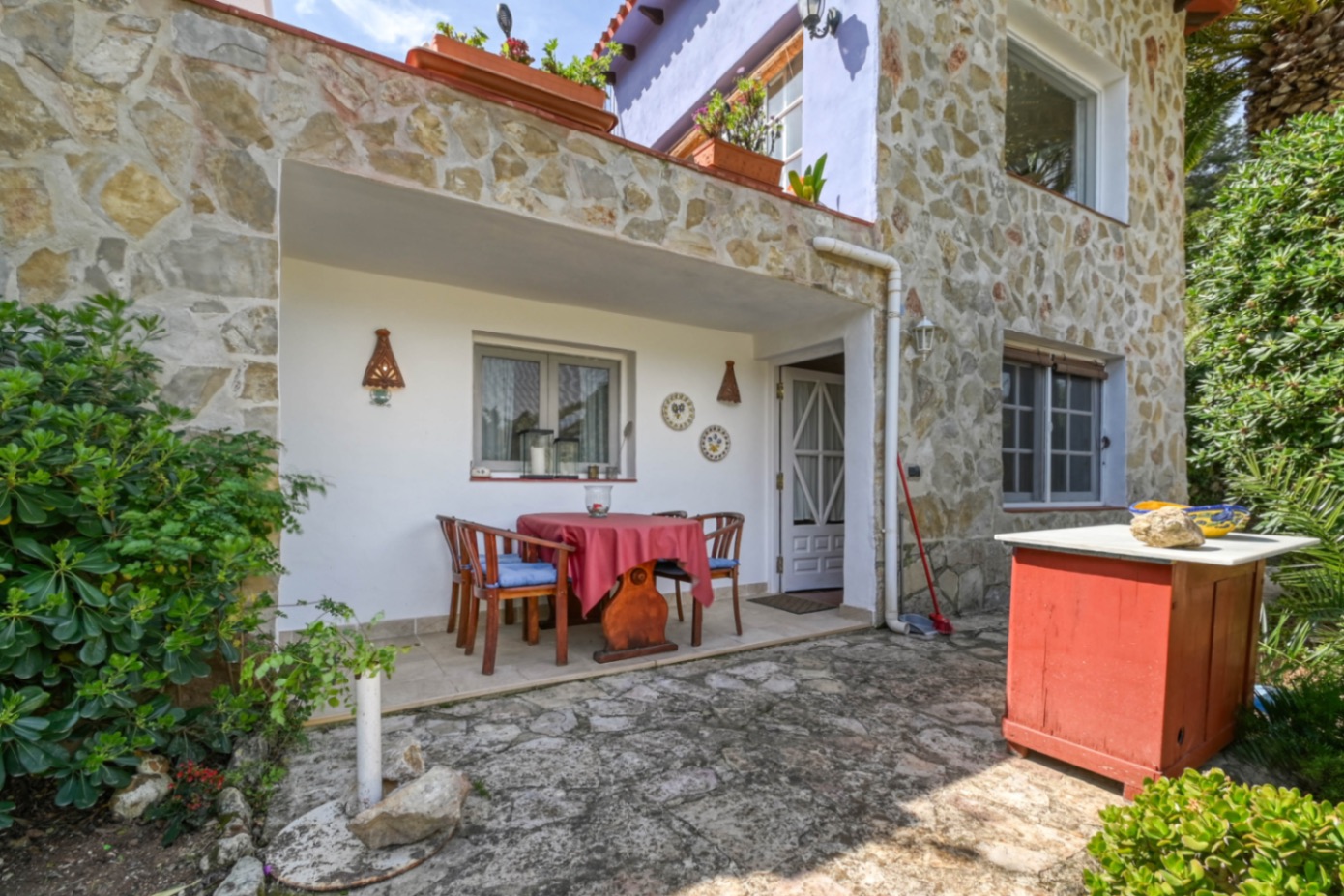 Gezellig toevluchtsoord midden in de natuur in Jávea, Villa Katie