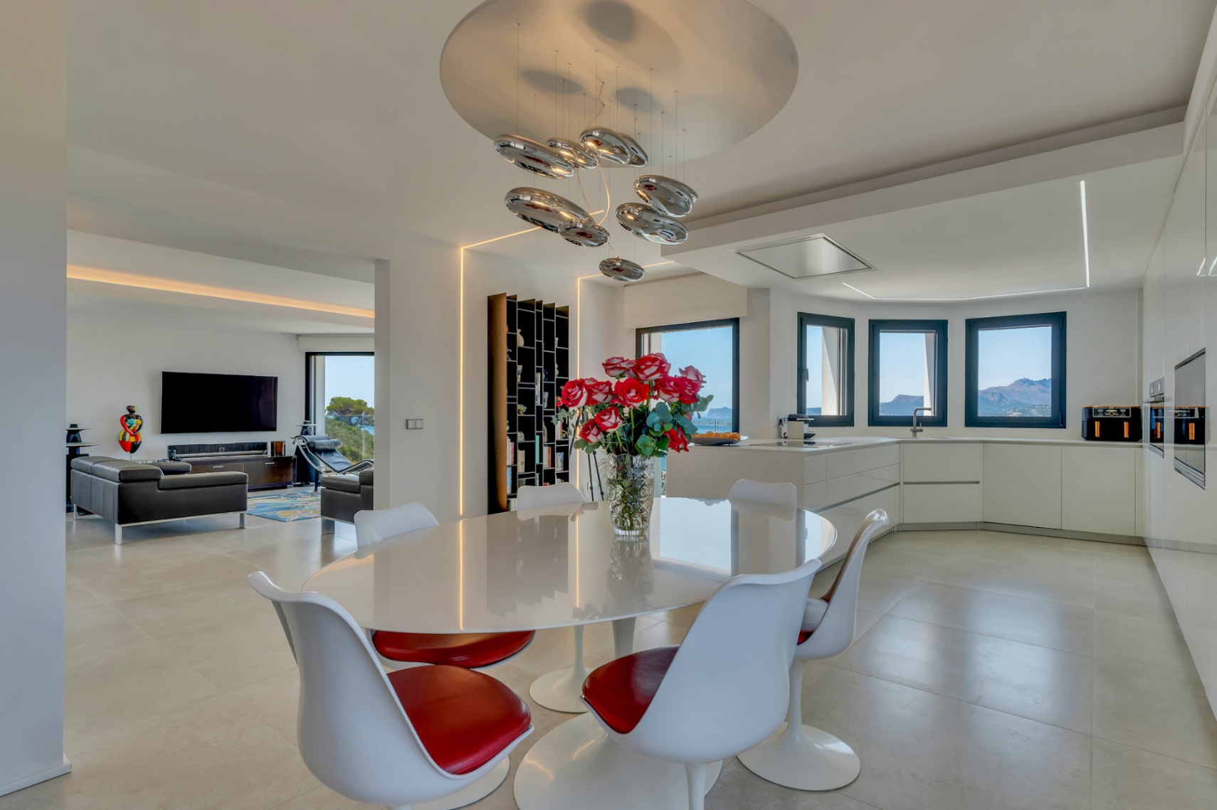 Villa met panoramische uitzichten te koop boven El Portet, Moraira, Villa Aileen