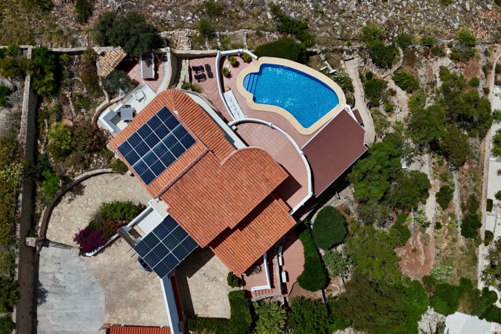 Villa met panoramische uitzichten te koop boven El Portet, Moraira, Villa Aileen