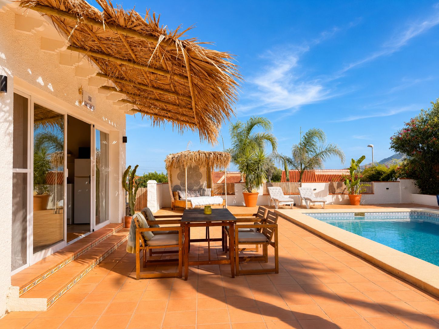 Gerenoveerde villa met gastenstudio in La Nucía, Villa Carla