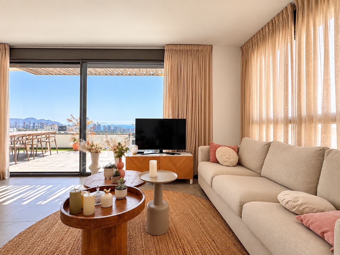 Apartment with wide views over the bay for sale in Finestrat, Apartment Sandra.