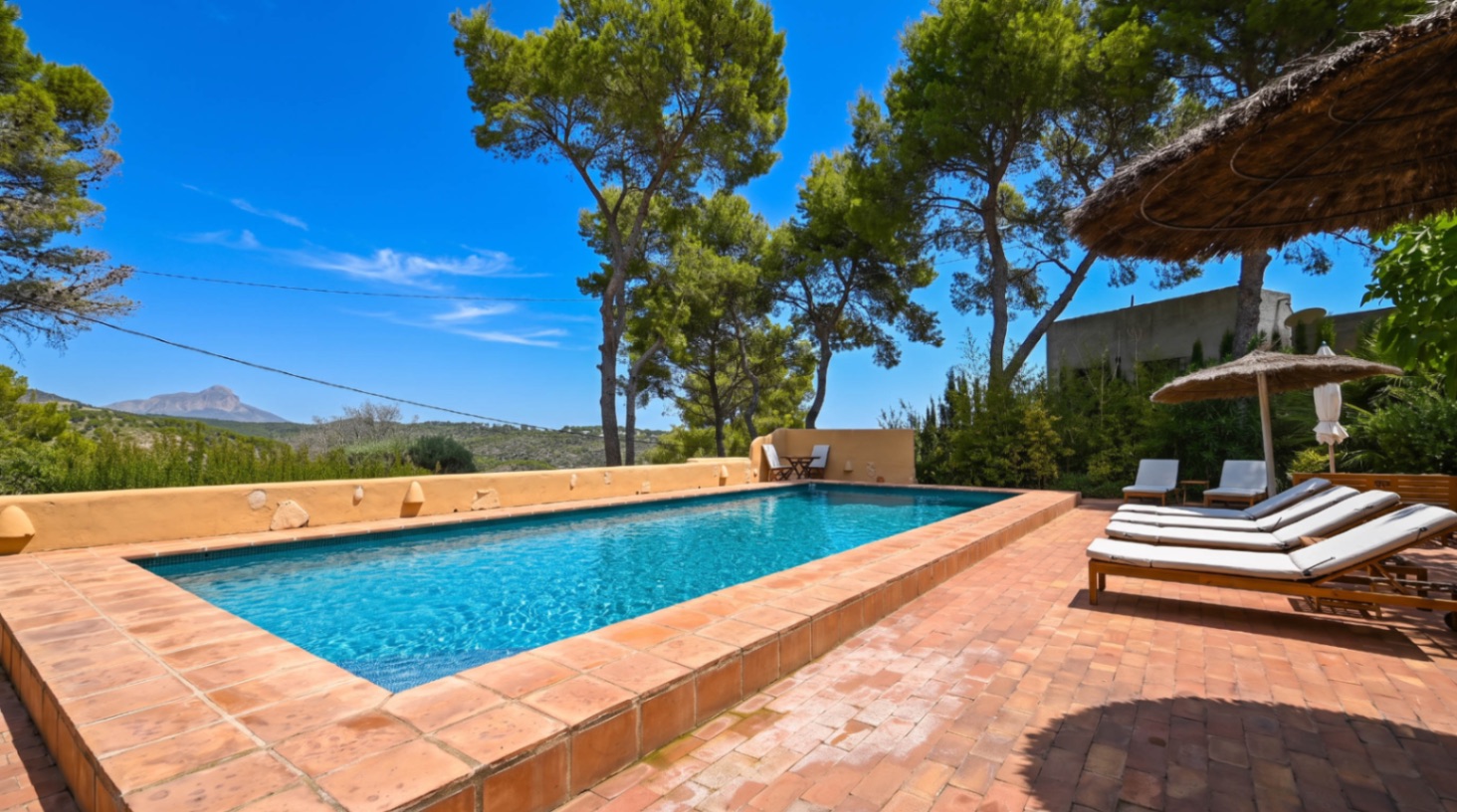 Privé-oase midden in de natuur in Jávea, Villa Saskia