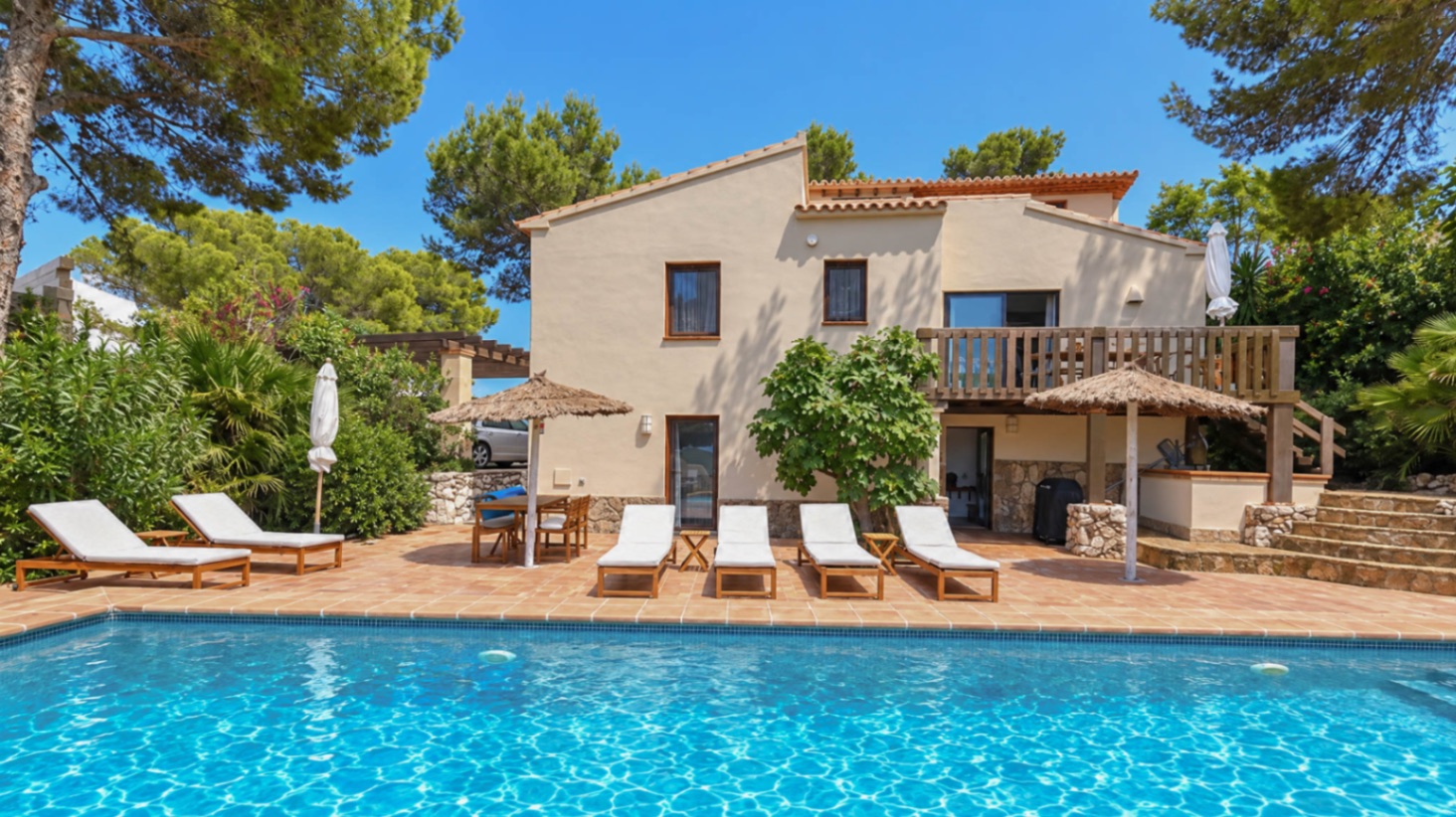 Privé-oase midden in de natuur in Jávea, Villa Saskia