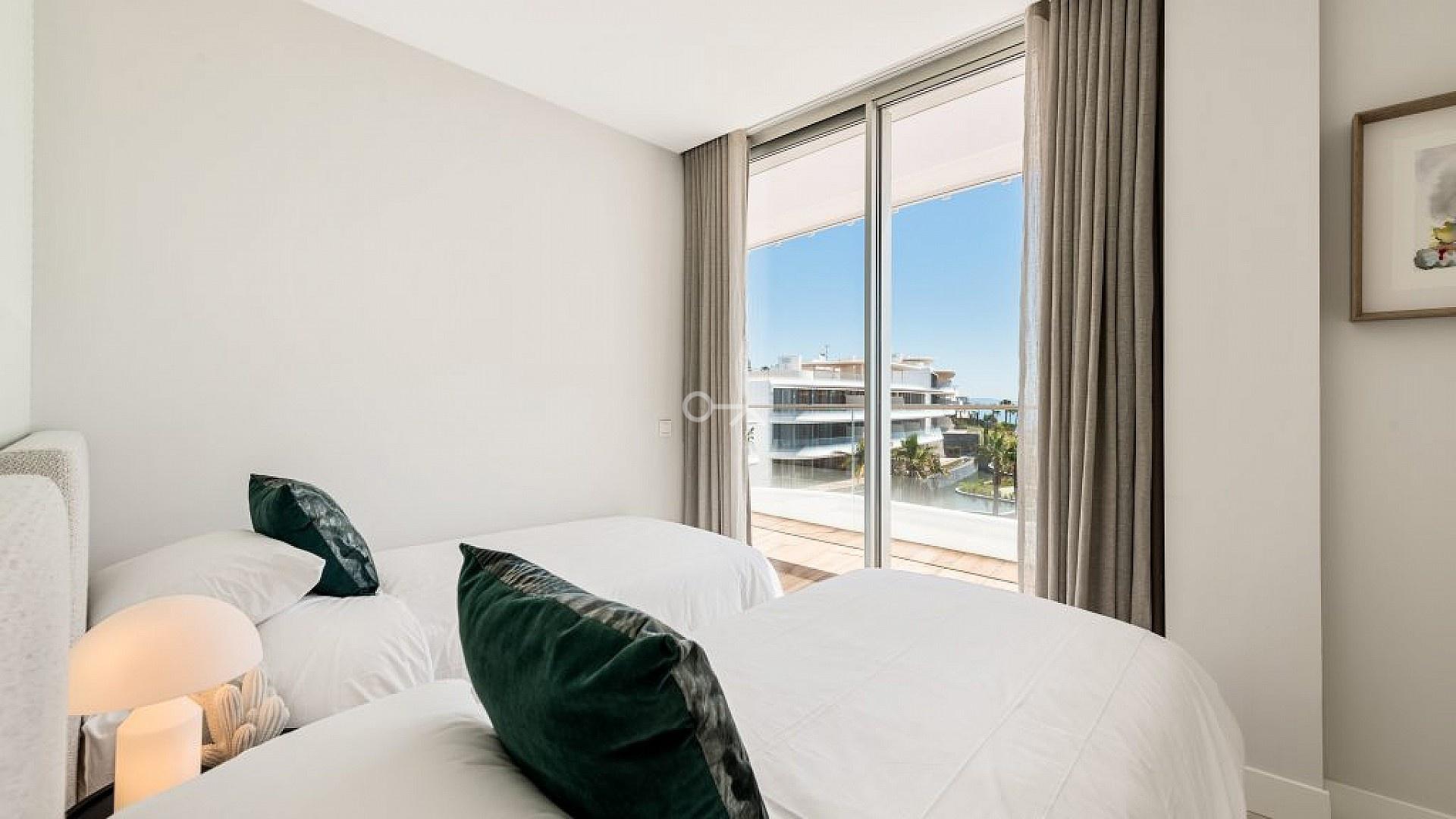 5400 - Apartment for sale in Estepona, Apartamento Eleonor
