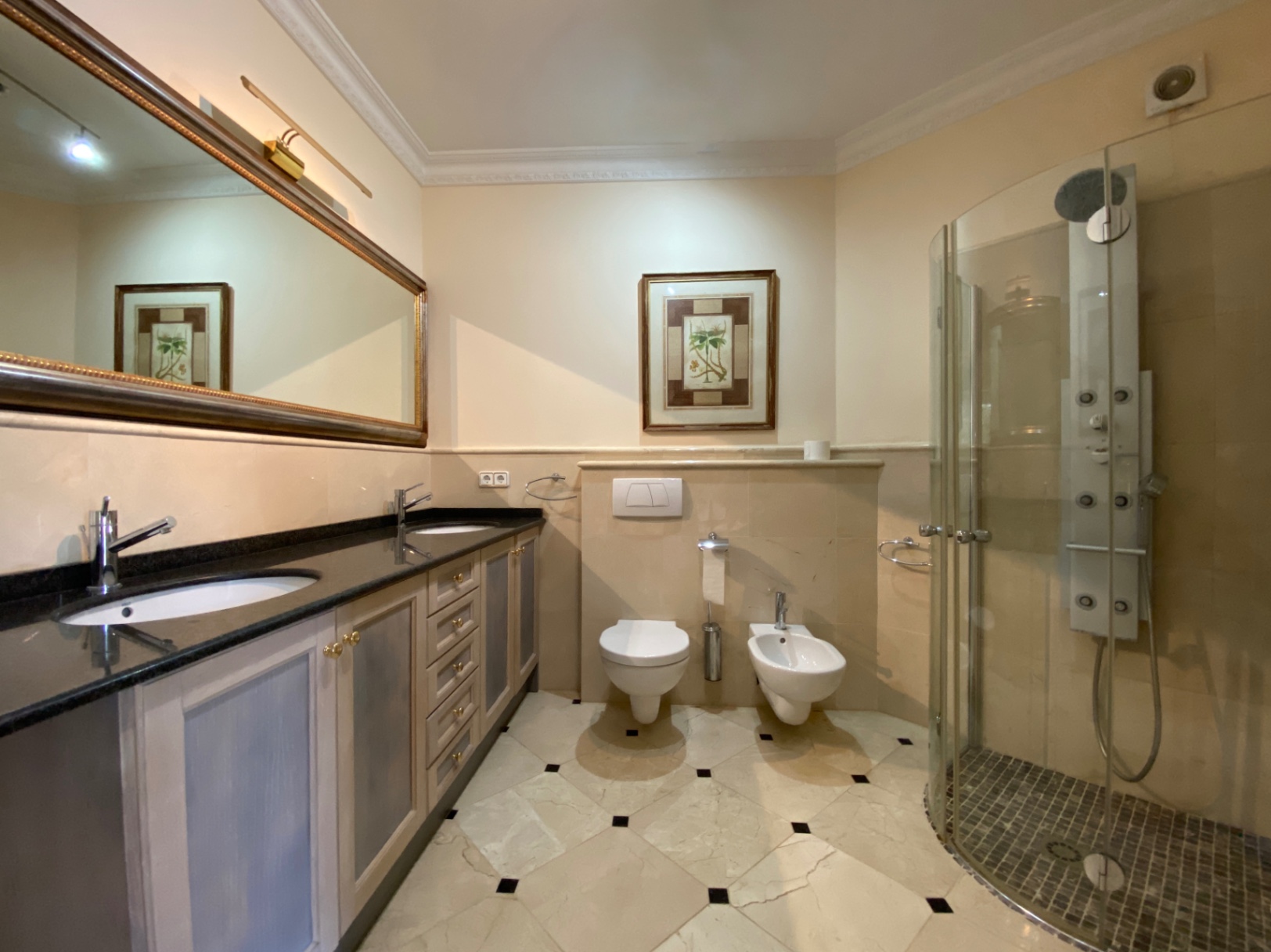 5024 - Very spacious classic villa for sale in La Sella, Villa Manila.