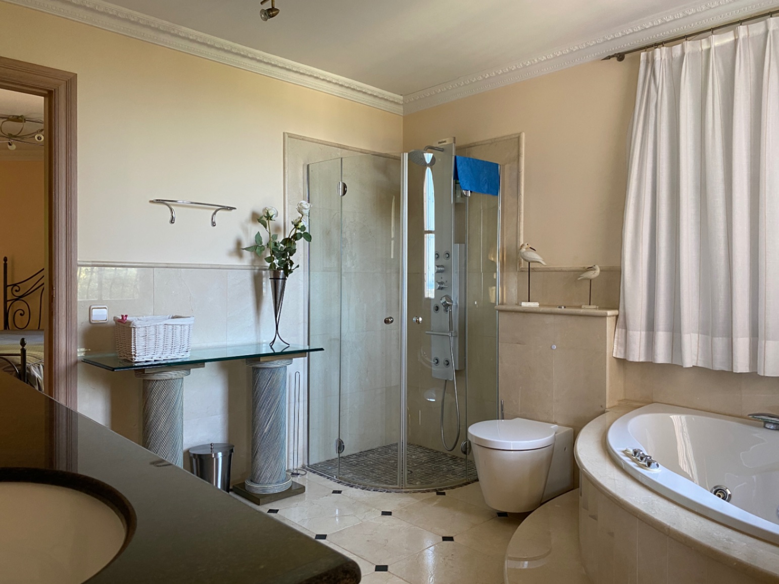 5024 - Very spacious classic villa for sale in La Sella, Villa Manila.