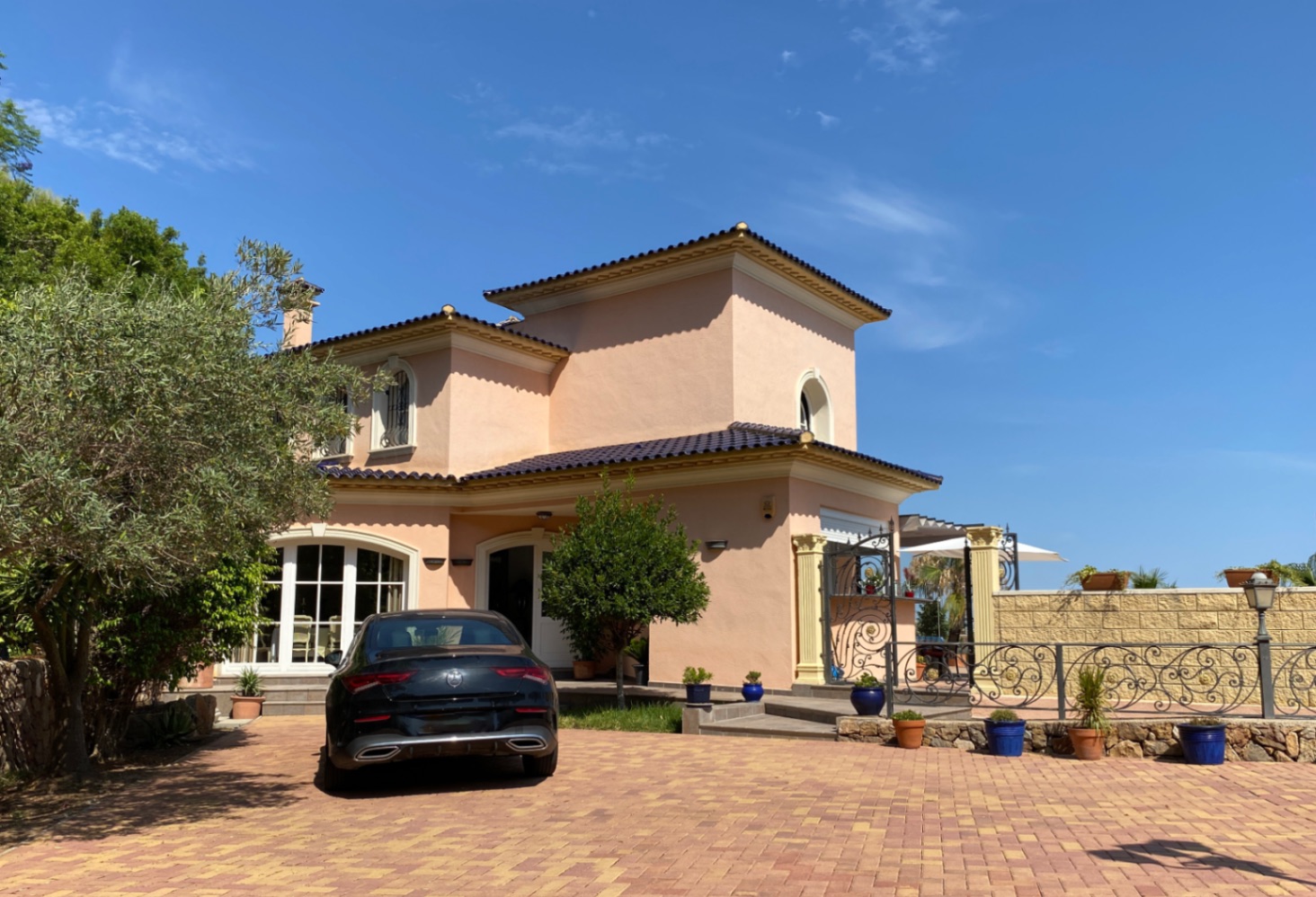 5024 - Very spacious classic villa for sale in La Sella, Villa Manila.
